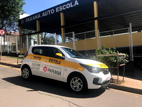 Carro da Paraná Autoescola